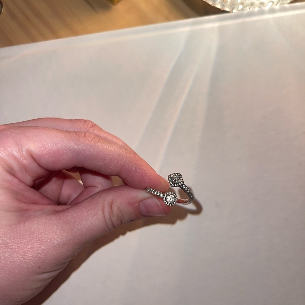 Pandora Ring Size 7